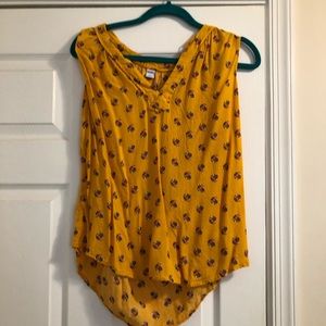 Old navy sleeveless top
